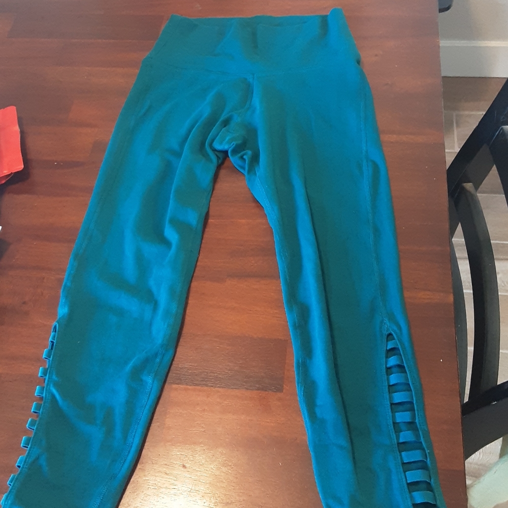 Old navy cute! Activewear leggings. Sml. Dark teal